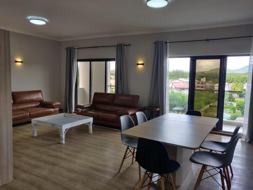 Shanti Haveli Beachfront Apartments Flic en Flac Экстерьер фото