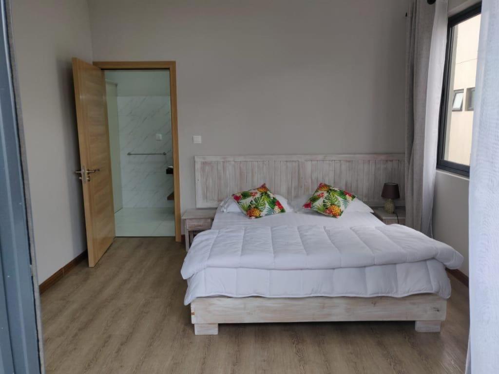 Shanti Haveli Beachfront Apartments Flic en Flac Экстерьер фото