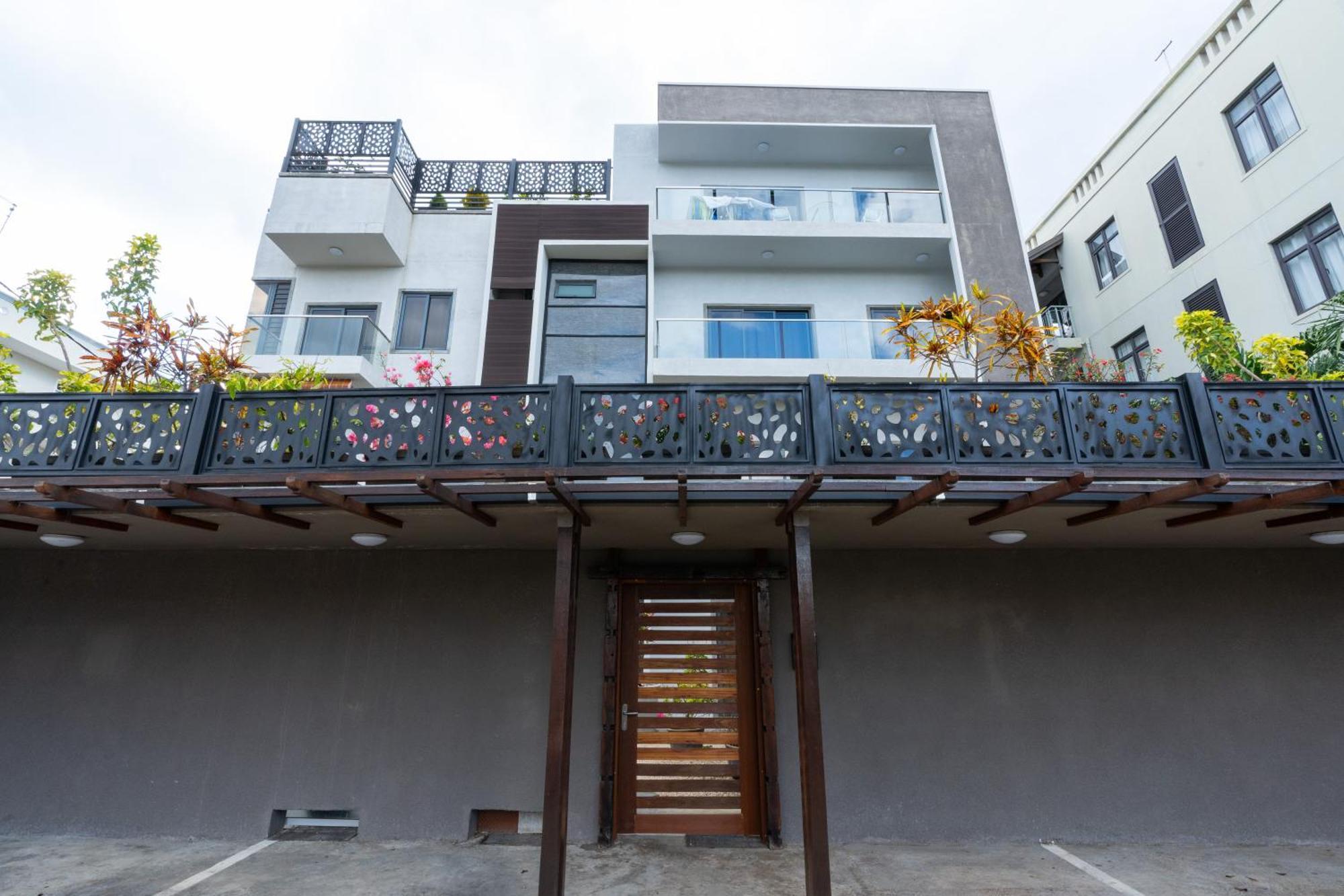 Shanti Haveli Beachfront Apartments Flic en Flac Экстерьер фото